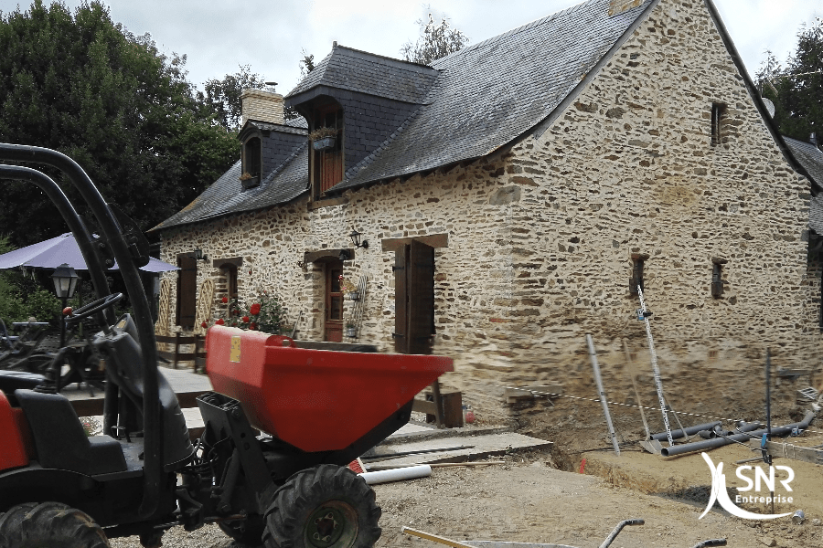 Construction-d-une-extension-maison-laval-en-maçonnerie-avec-création-de-lucarnes