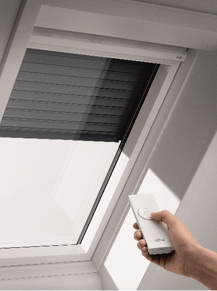 Installation et pose de volant roulant solaire - SNR Entreprise